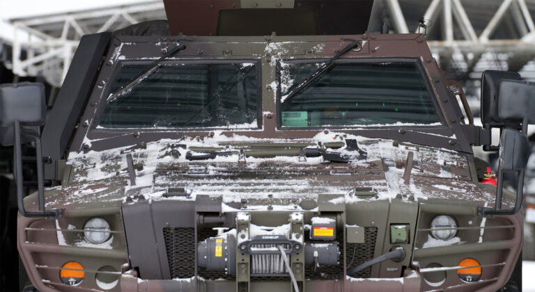 otokar automecanica defendar