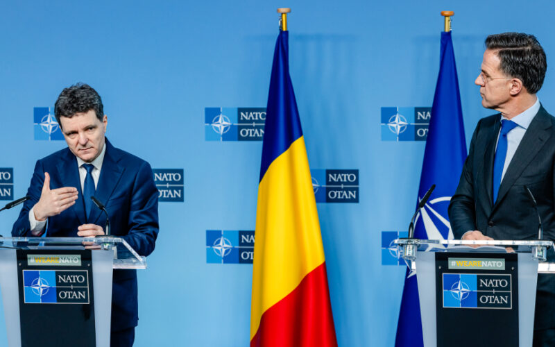 Consolidarea scutului de la Deveselu nicusor dan romania nato rutte defendar