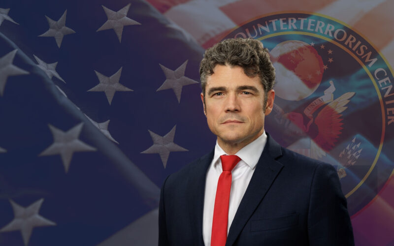 cover joe kent defendar