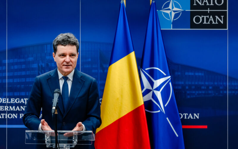 nicusor dan presedinte romania nato defendar
