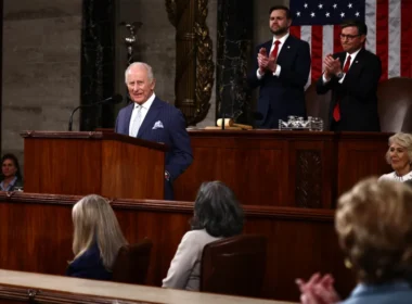 vizita regelui Charles III in SUA defendar